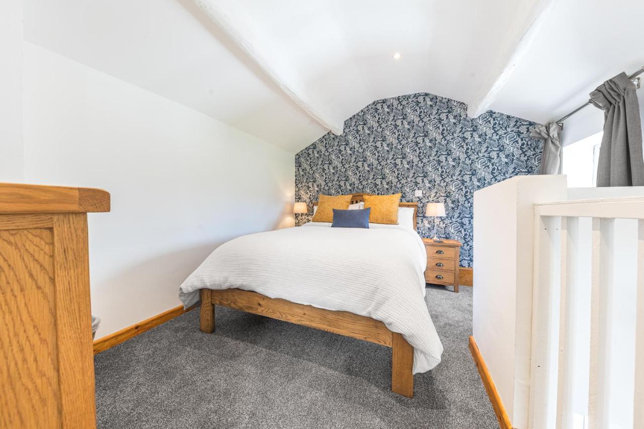 The Black Dog Apartment Dalton in Furness Εξωτερικό φωτογραφία